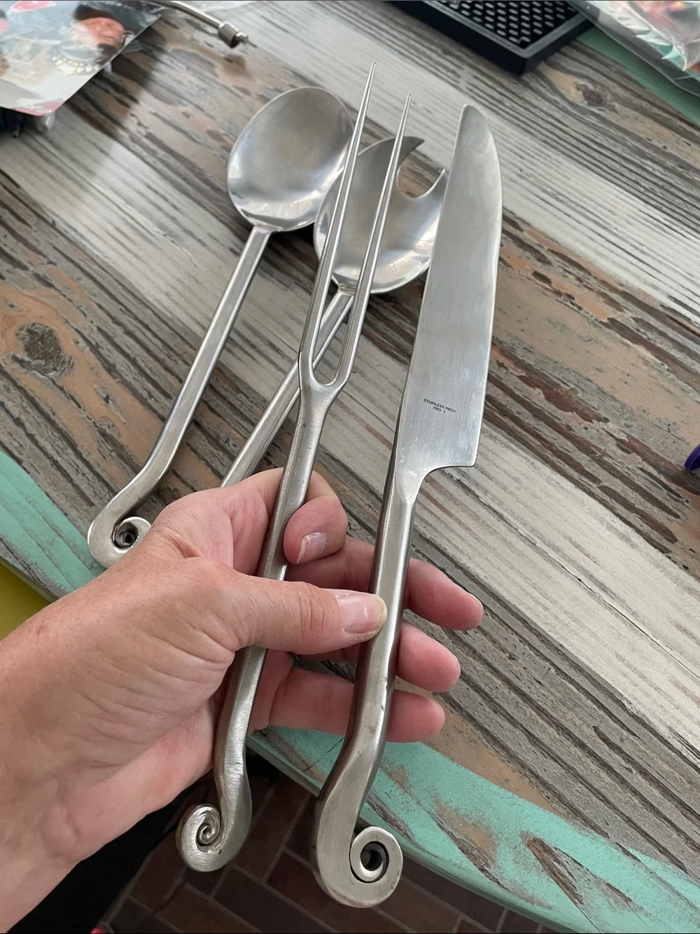 Pier 1 Lily Salad Serving & Carving Set